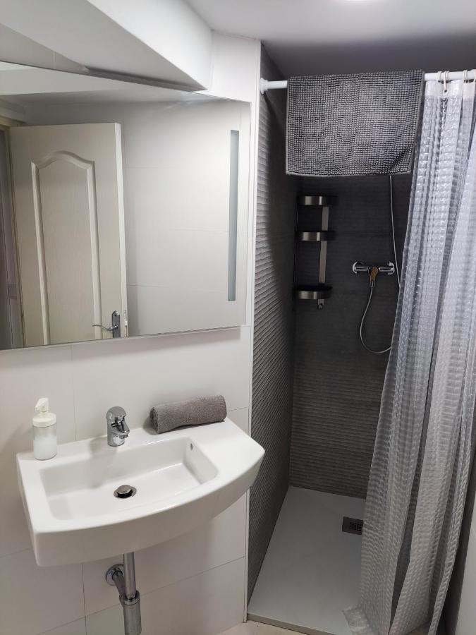 Apartamento para FAMILIAS a 50 metros de la playa Rosas Exterior foto