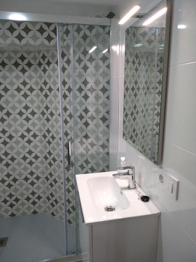 Apartamento para FAMILIAS a 50 metros de la playa Rosas Exterior foto